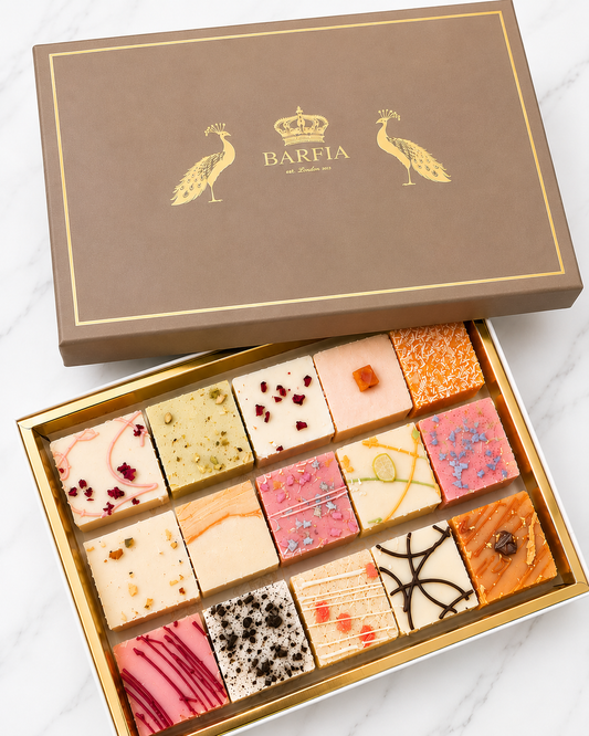 Signature 15 PIECE GIFT BOX