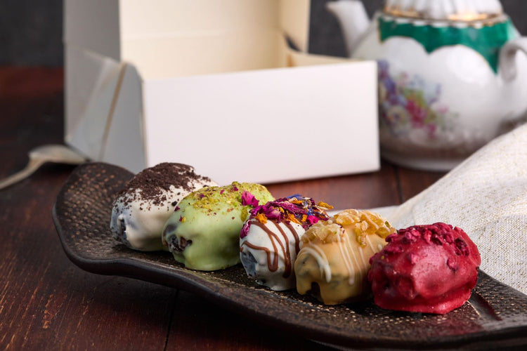 Assortment of 8 Luxury Filled Dates